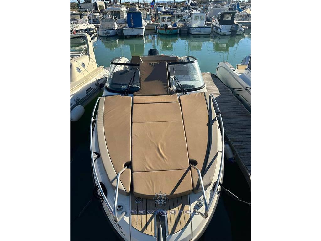 Quicksilver Activ 805 cruiser