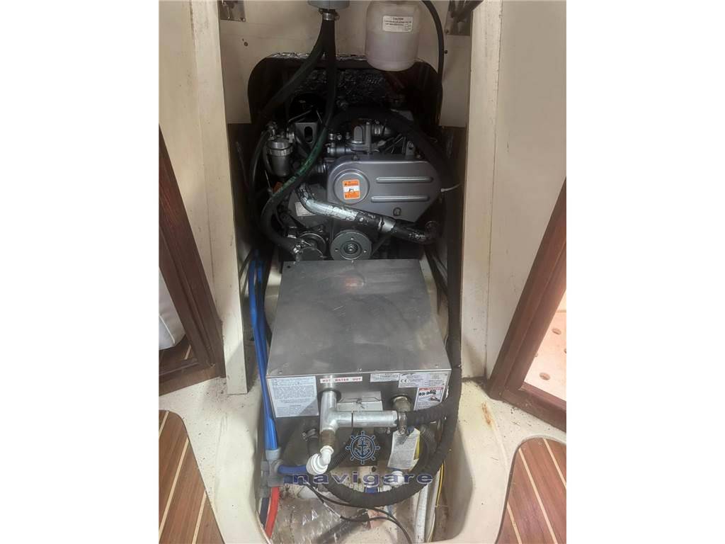 Hunter 27