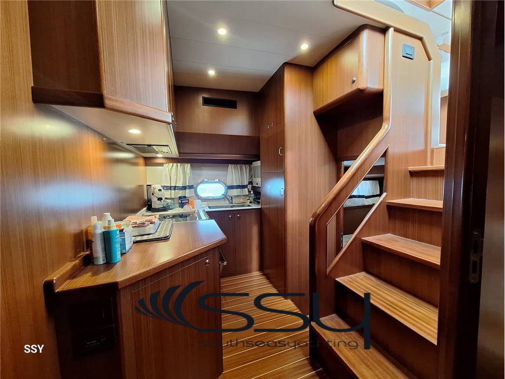 Apreamare 48 hard top