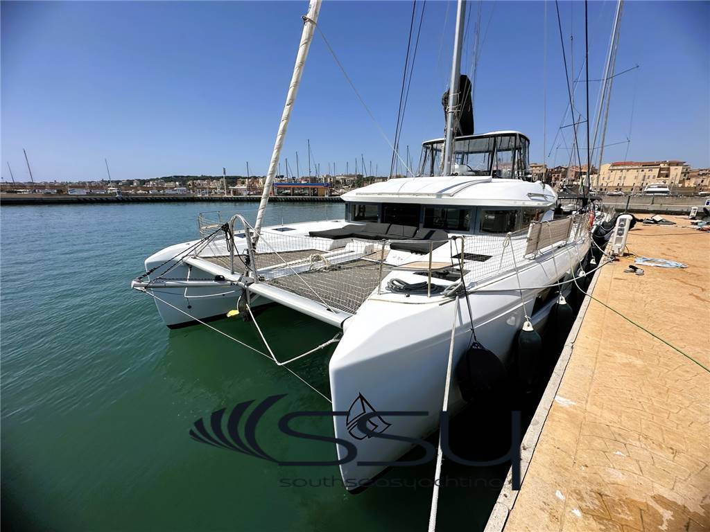 Lagoon 50