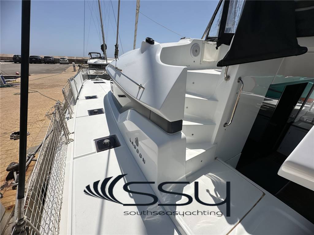 Lagoon 50