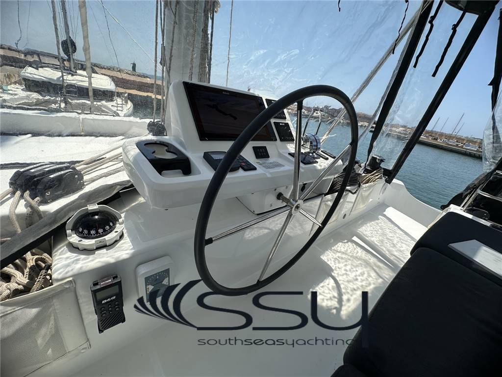 Lagoon 50