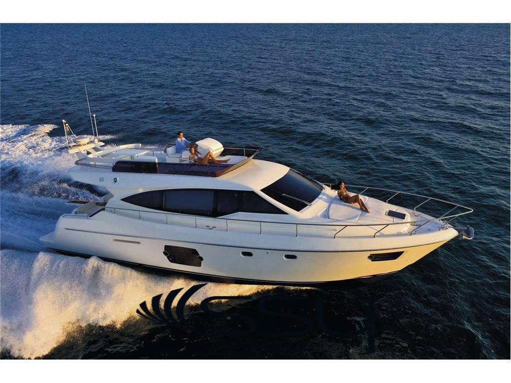 Ferretti 530