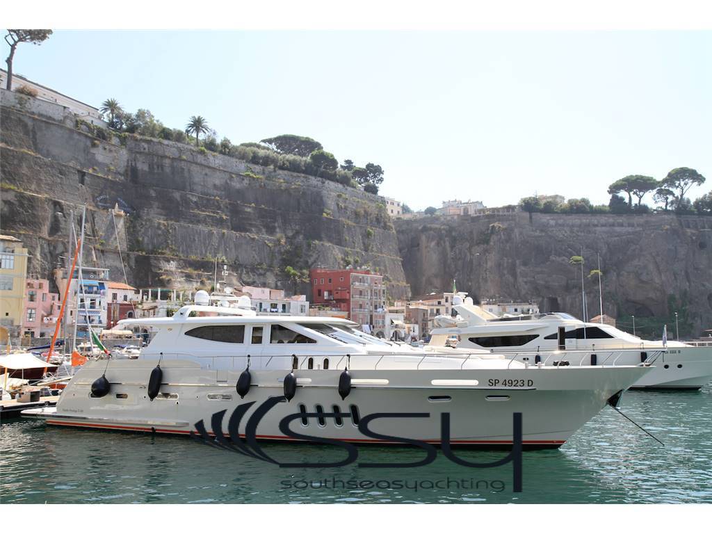 Pacific shipyard Prestige s205