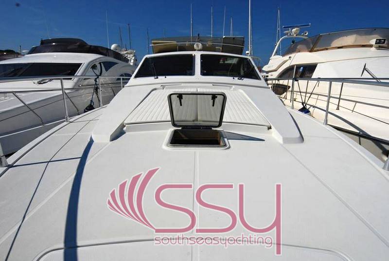Ferretti Altura 52 s