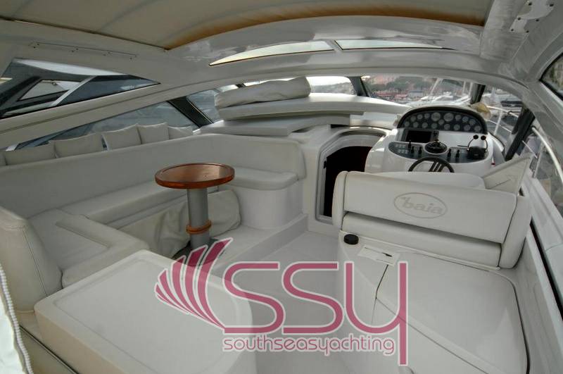 Baia Flash 48 hard top