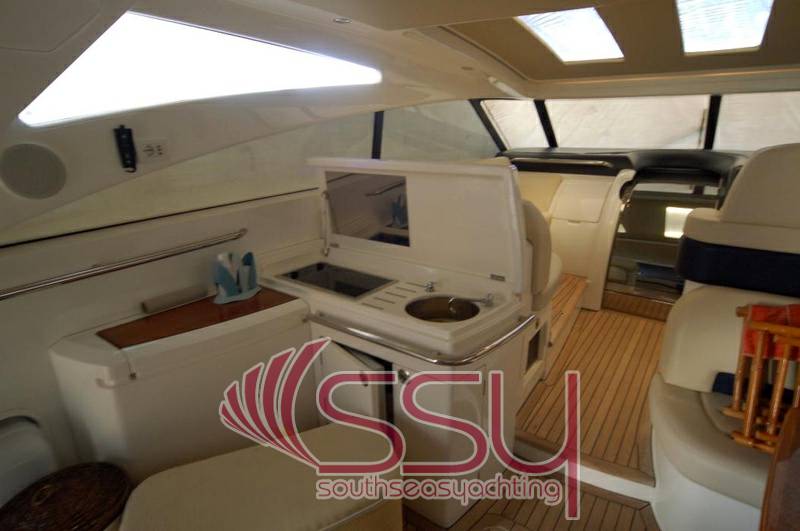 Princess V 58 hard top