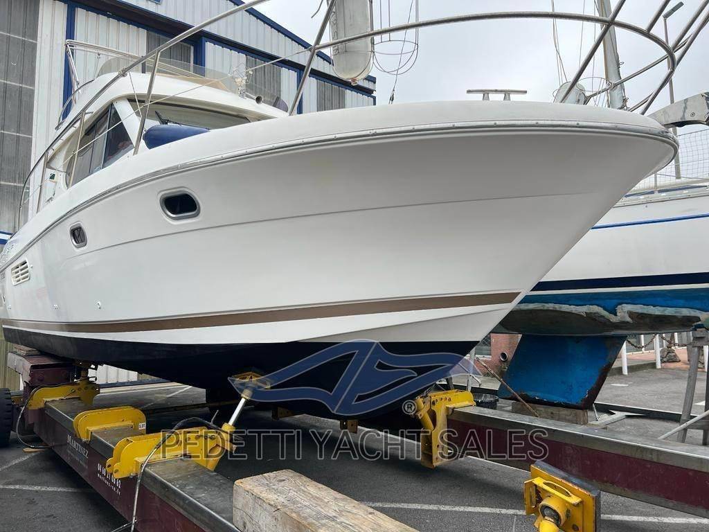 Jeanneau Prestige 32 fly