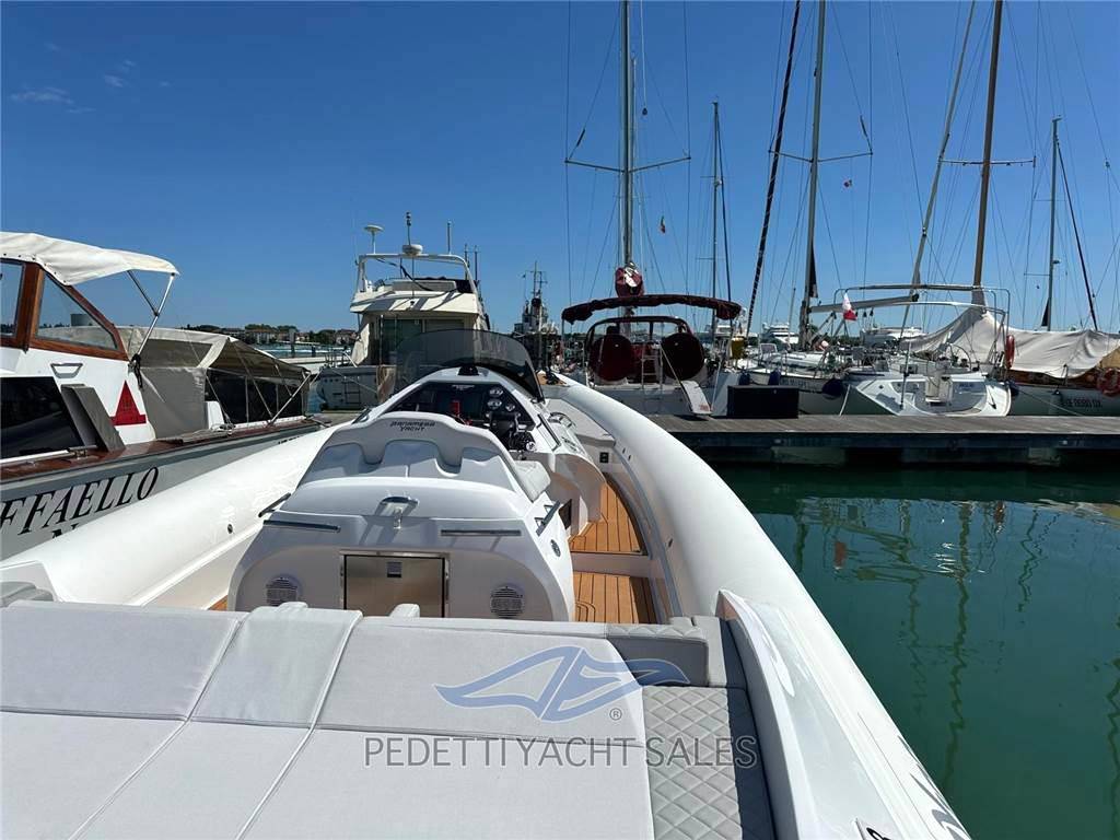 Panamera yacht Py 100