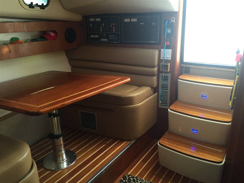 Pursuit 3400 express