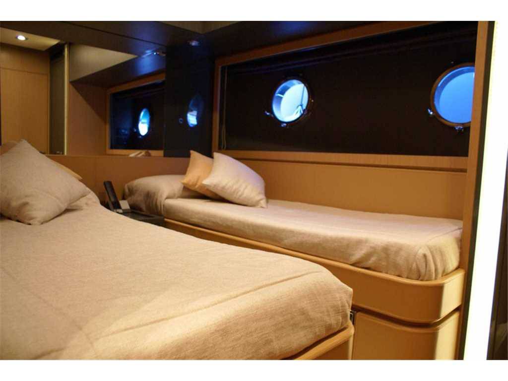 Riva 86 domino