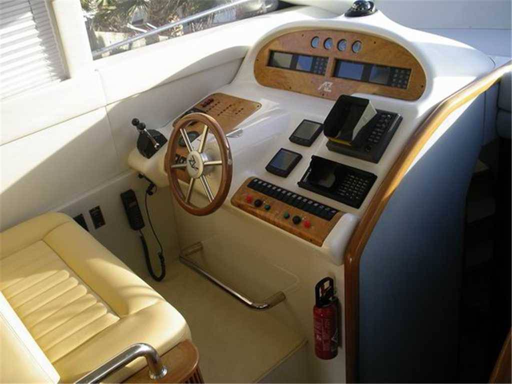Azimut 50' fly