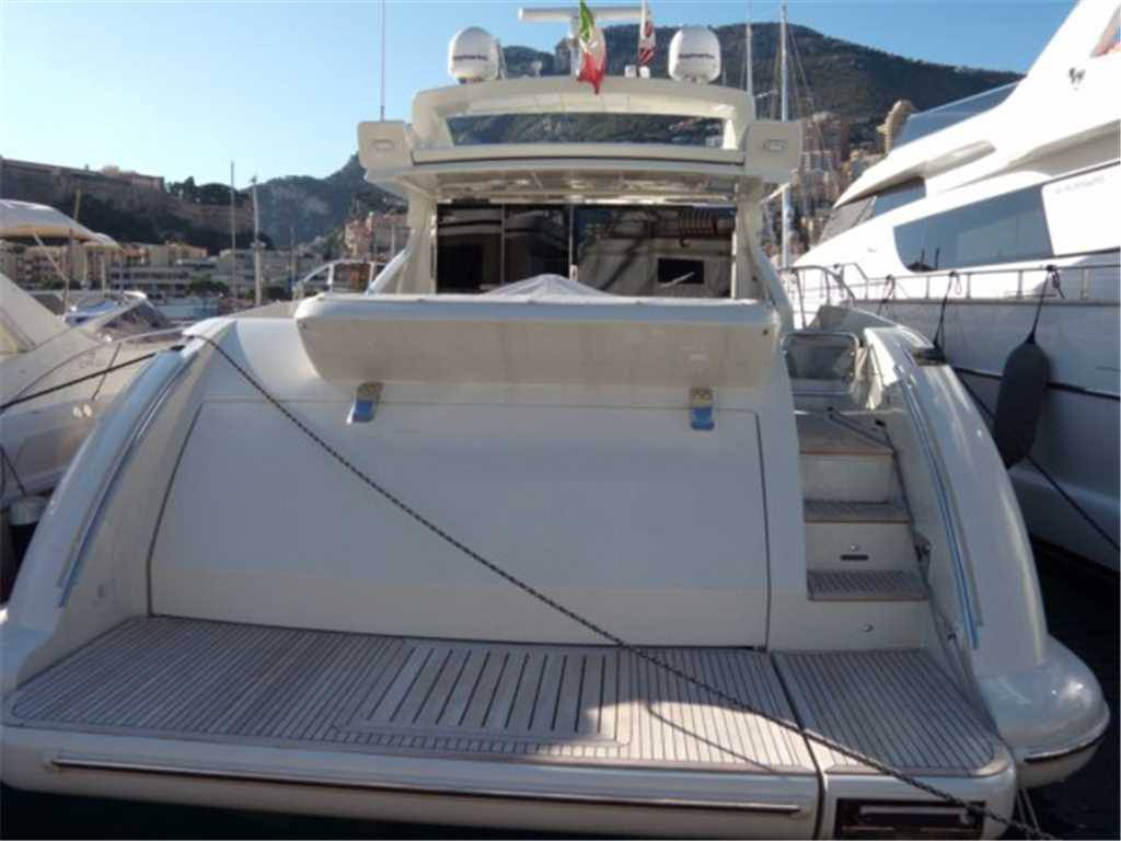 Azimut 68 s