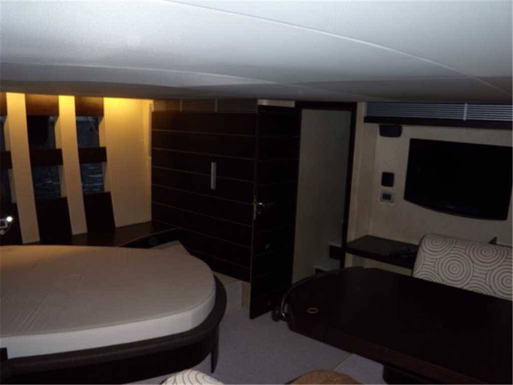 Azimut 68 s