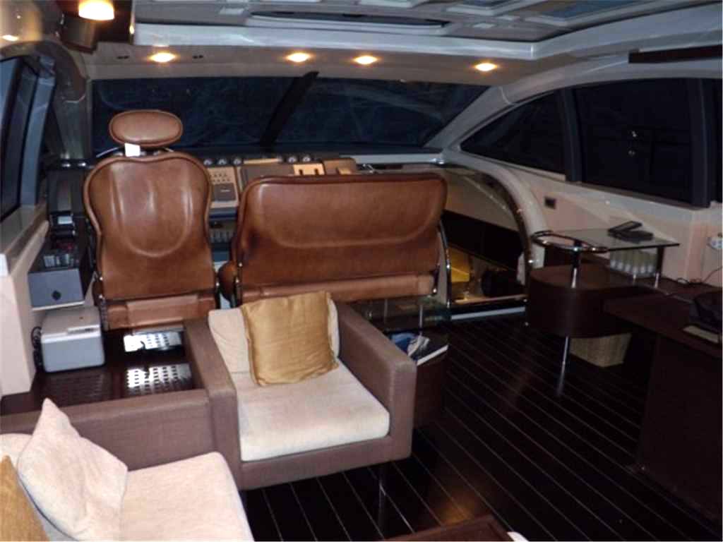 Azimut 68 s