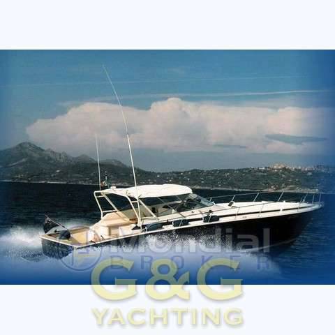 Bertram yacht 46' moppie
