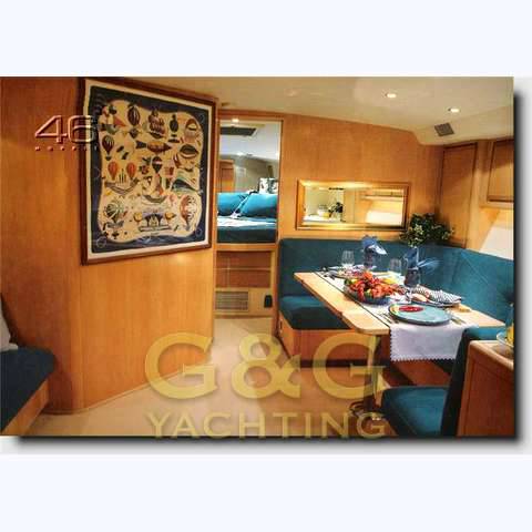 Bertram yacht 46' moppie