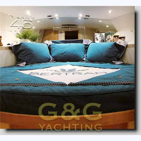 Bertram yacht 46' moppie