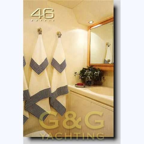 Bertram yacht 46' moppie