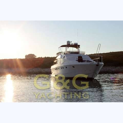 Ferretti 52'