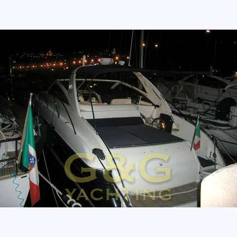 Princess V42