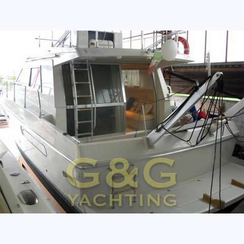 Ferretti 36 fly