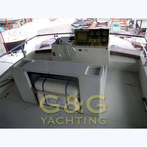 Ferretti 36 fly