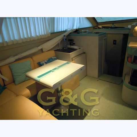 Ferretti 36 fly