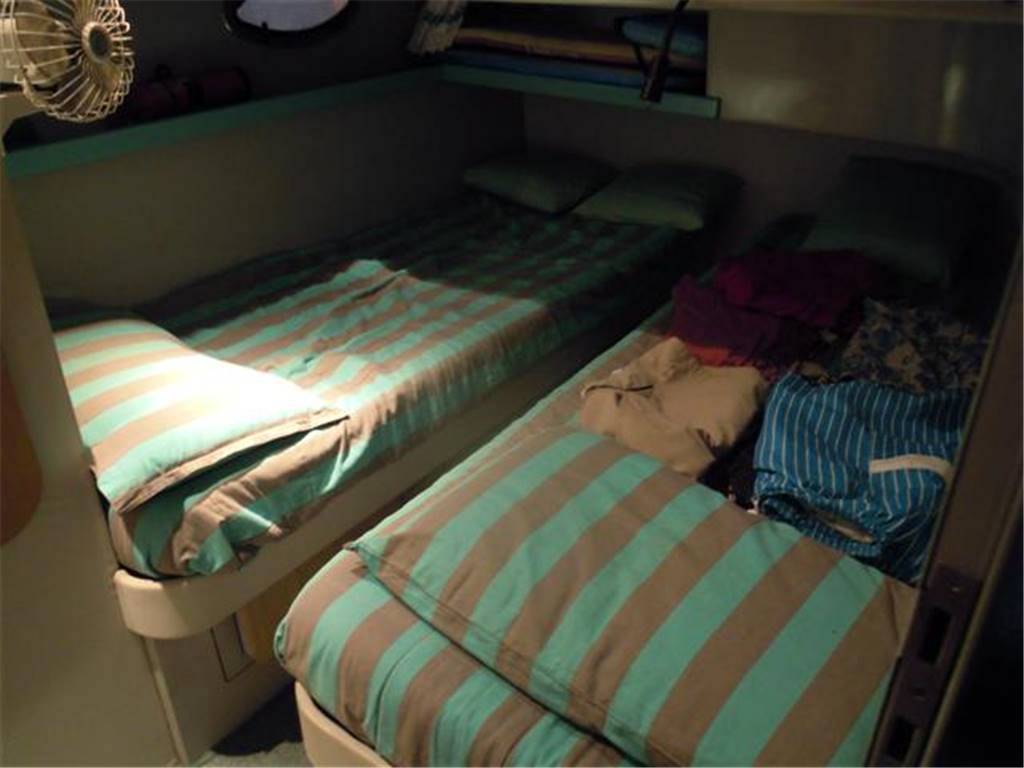 Ferretti 36 fly