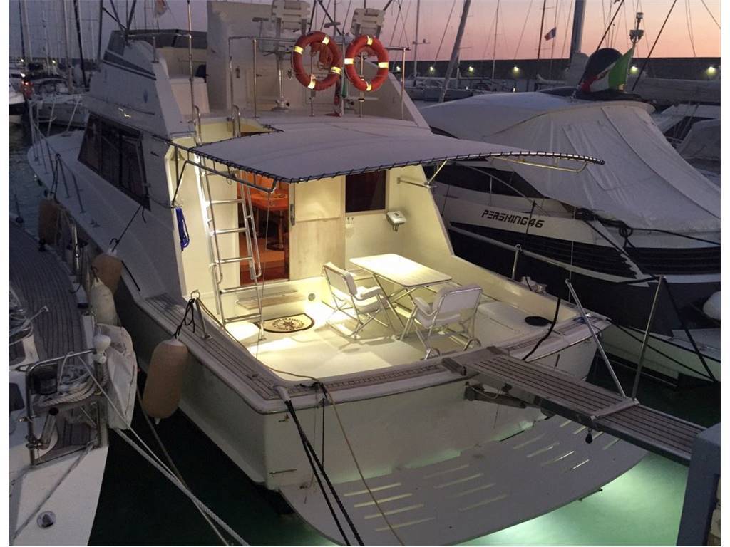 Hatteras 45