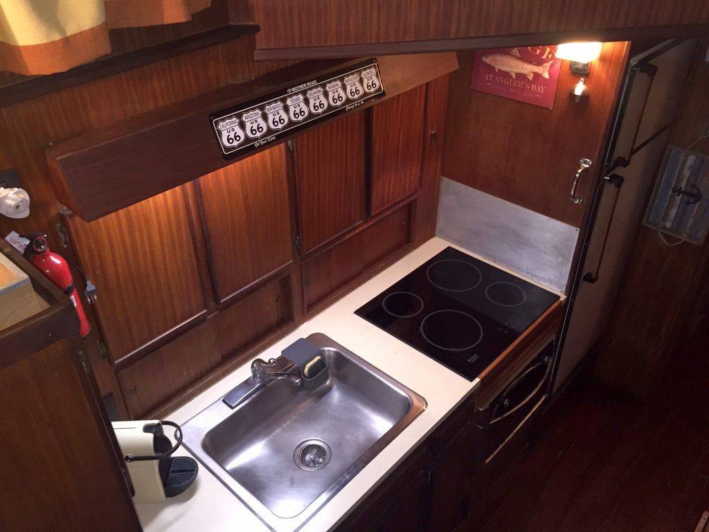 Hatteras 45