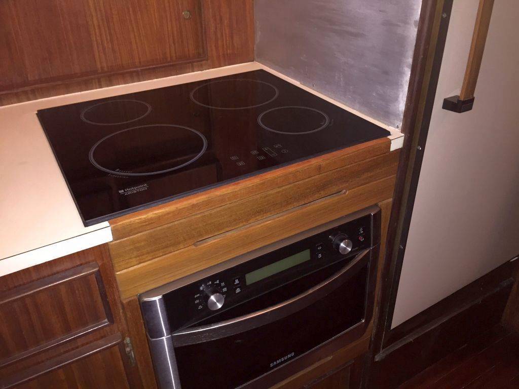 Hatteras 45
