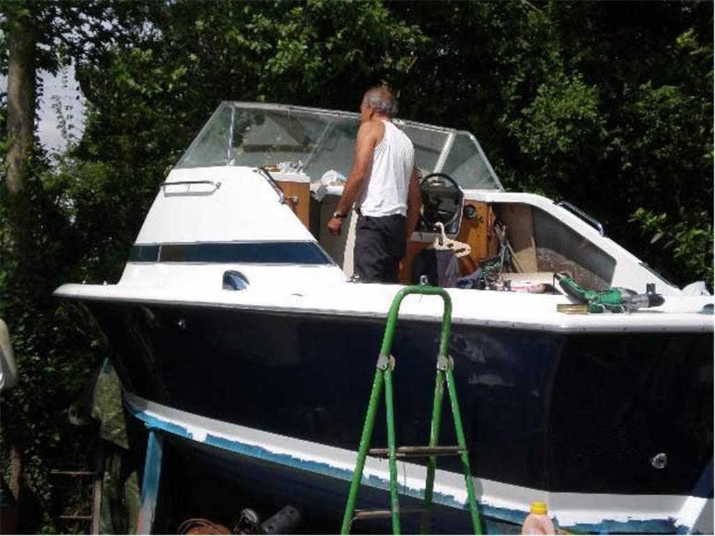 Bertram yacht Bahia mar 25'