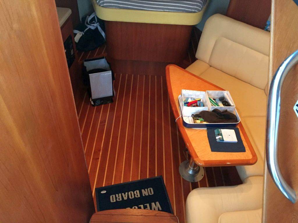 Tiara 3200