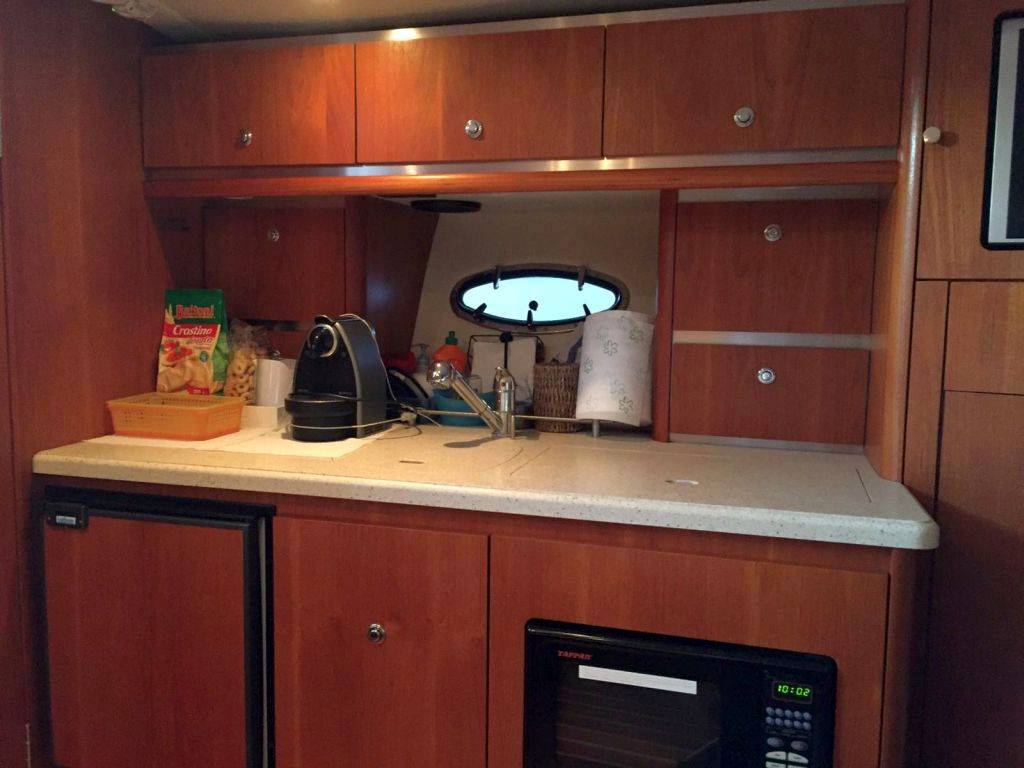 Tiara 3200