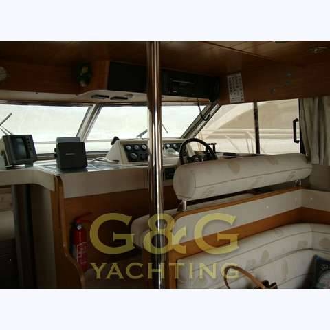 Marine project Princess 415 fly