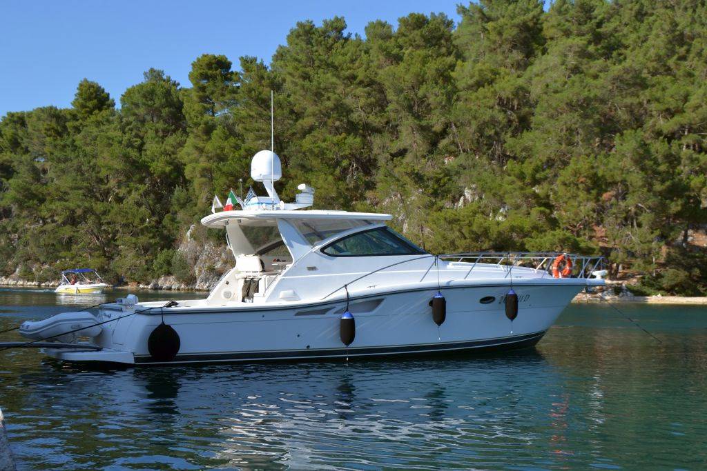 Tiara 4200