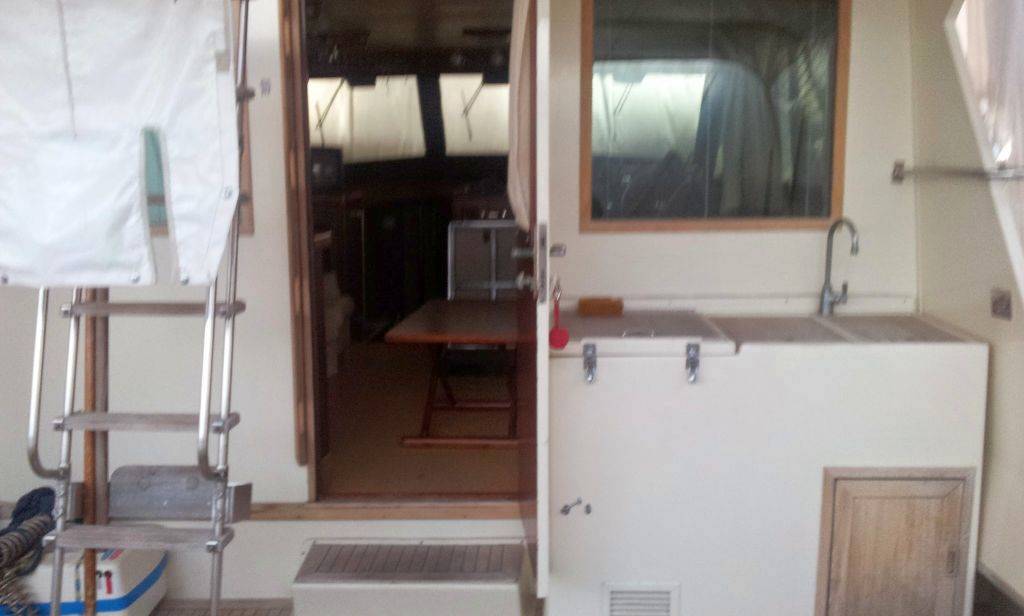 Hatteras 43