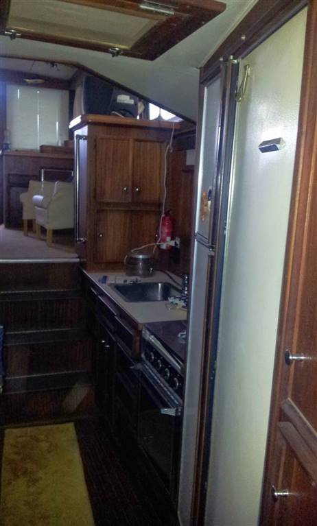 Hatteras 43
