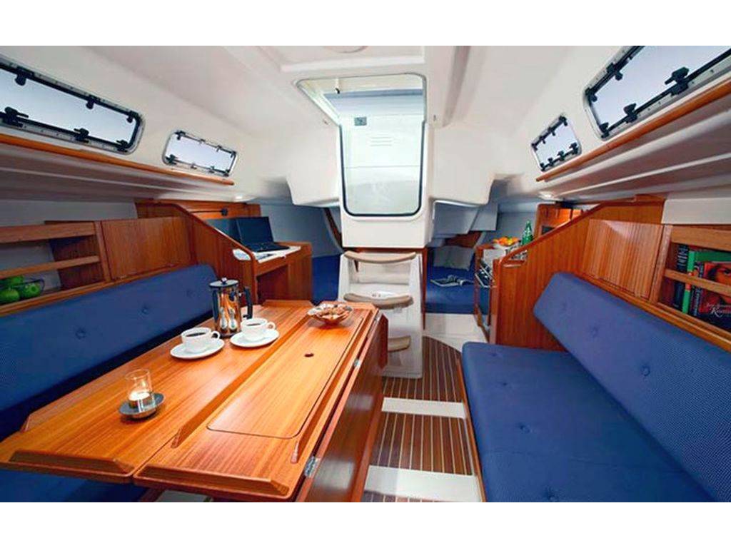 X yacht X 35 one design