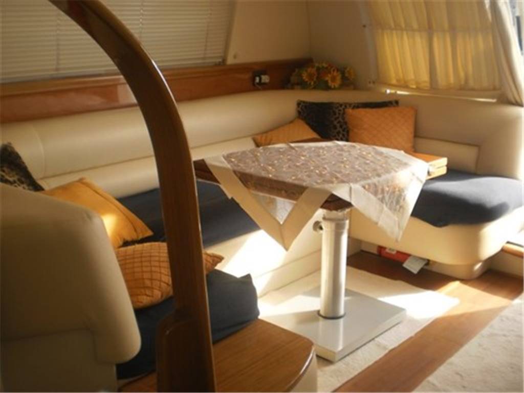 Sealine 42 ̸ 5 fly