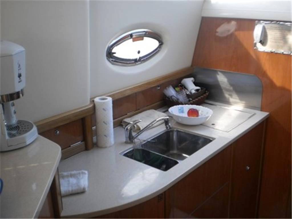Sealine 42 ̸ 5 fly
