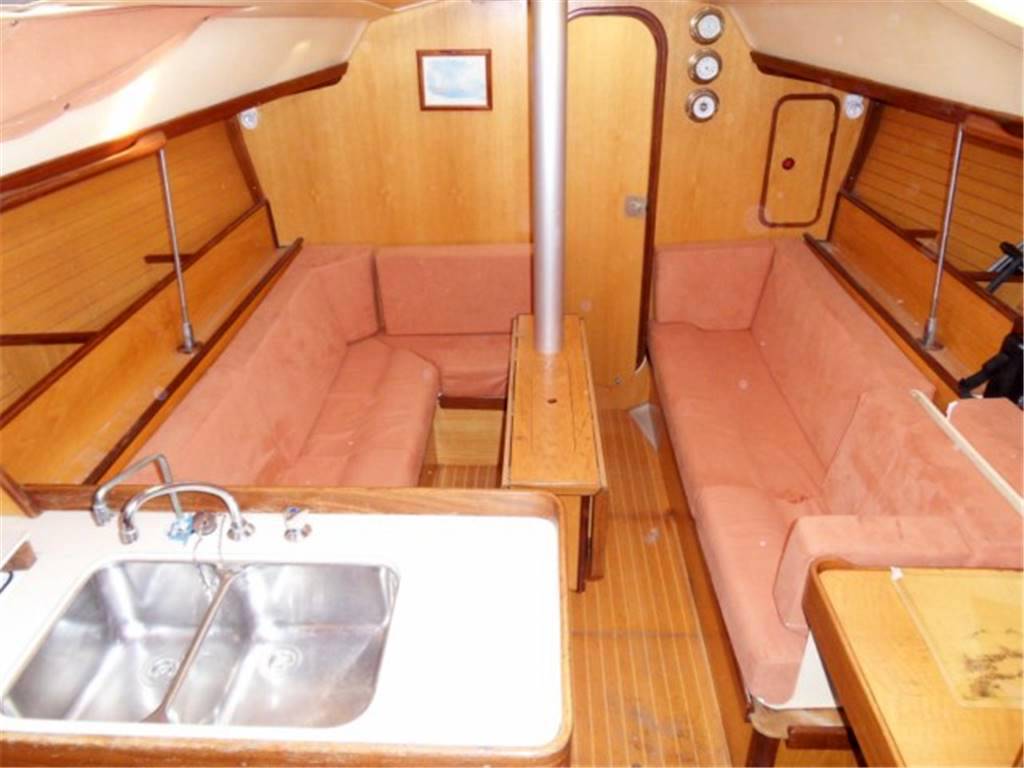 Beneteau Oceanis 350
