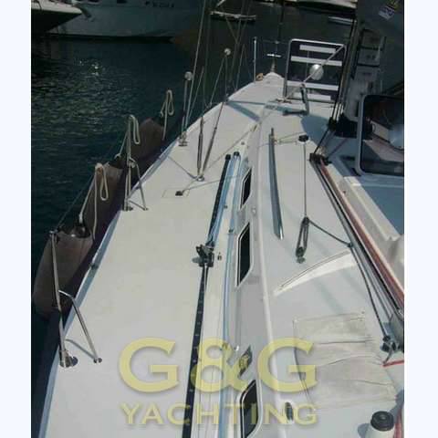 J boat J-133