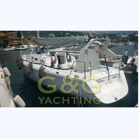 J boat J-133