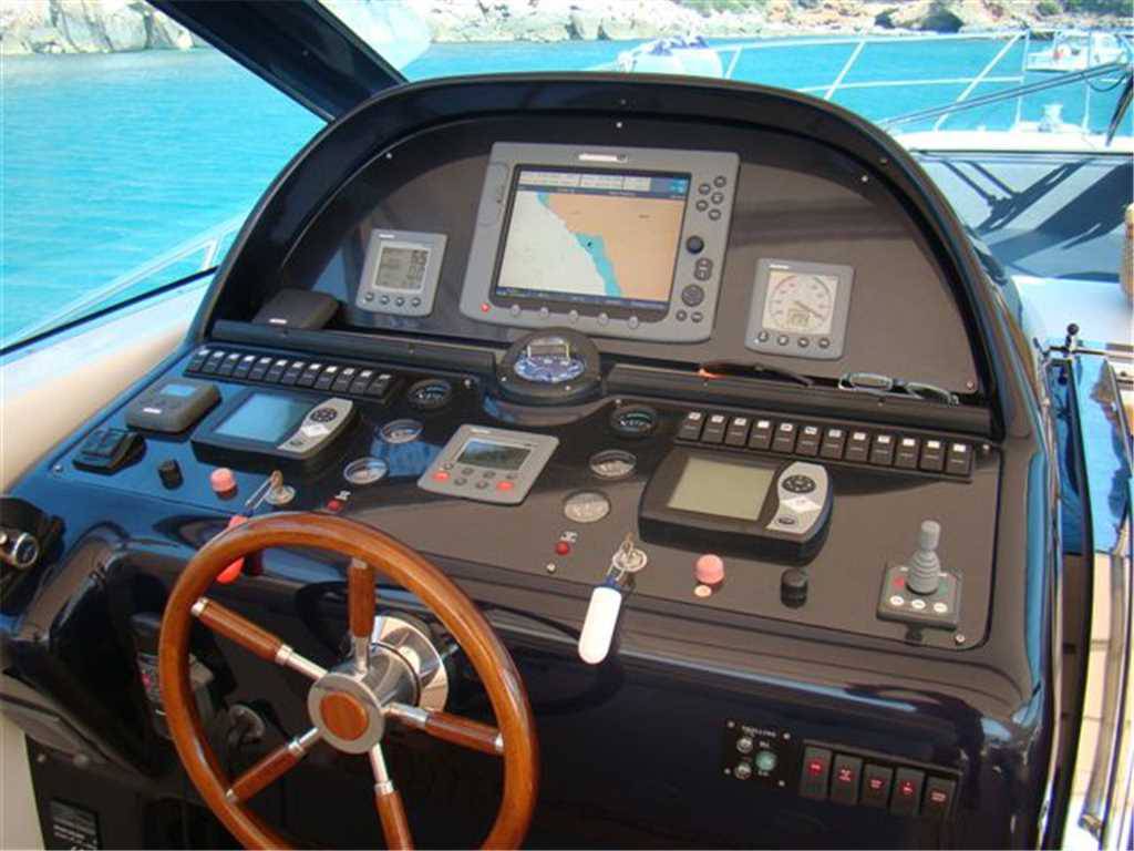 Uniesse 48 open