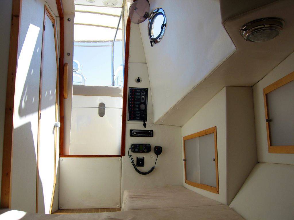 Magazzù Striker cabin 10.90