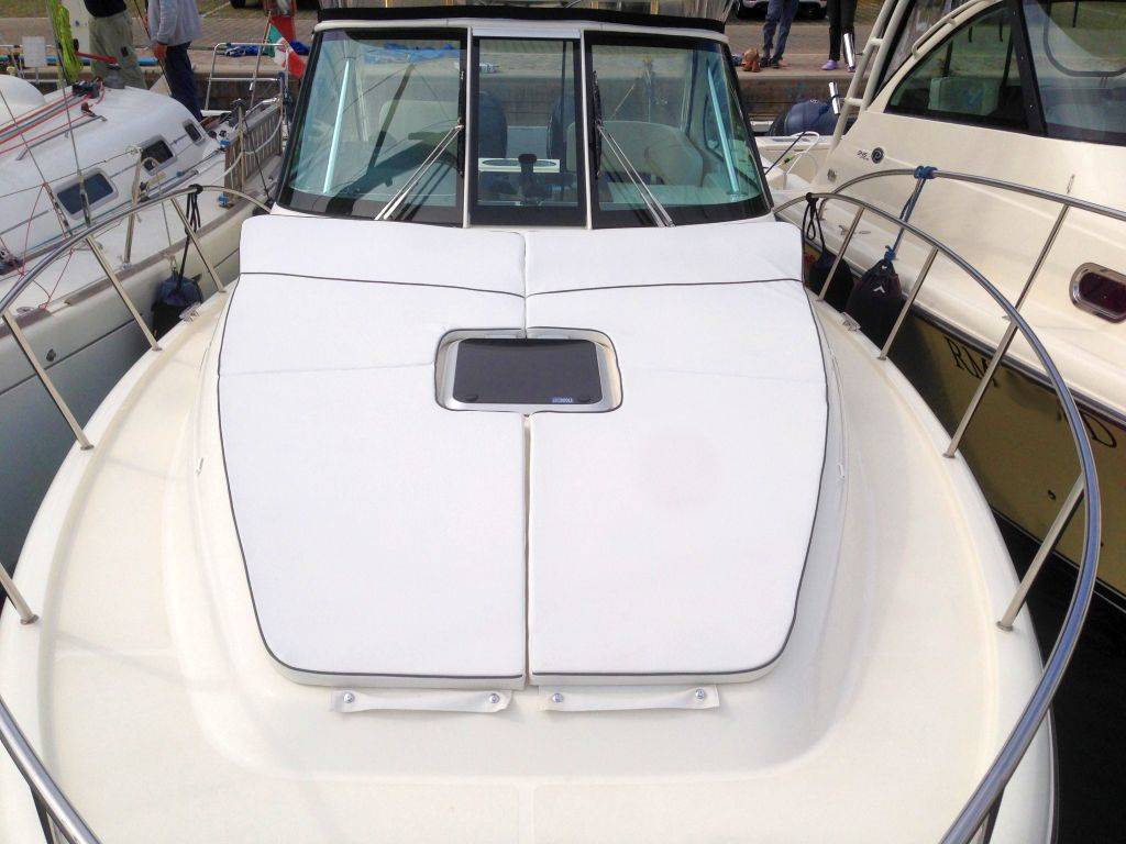 Pursuit 3370