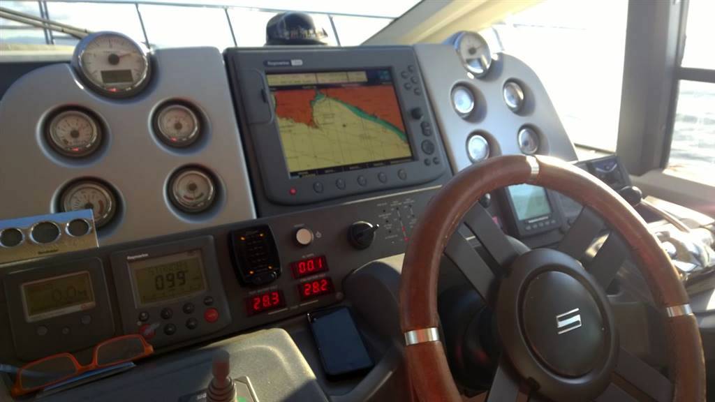 Azimut 43 s