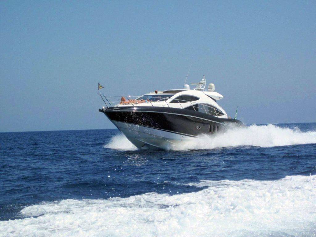 Sunseeker Predator 52
